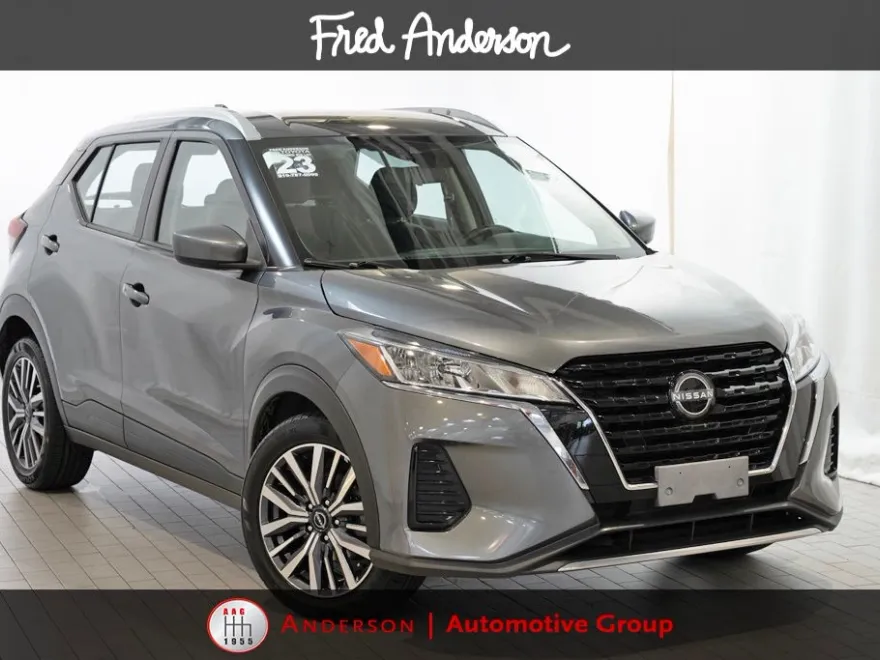 2023 Nissan Kicks SV photo 1