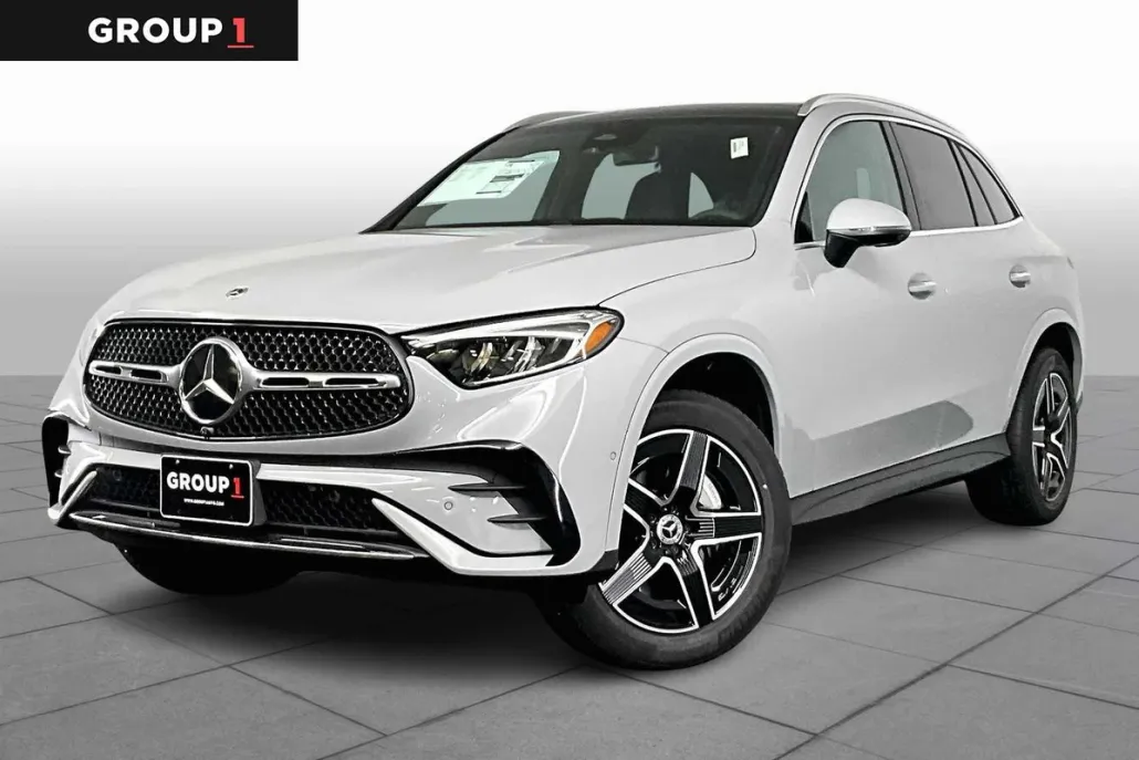 2026 Mercedes Benz GLC 300 4MATIC photo 1