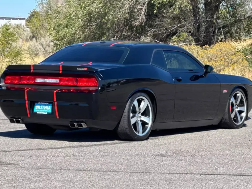 2012 Dodge Challenger SRT8 392 photo 1