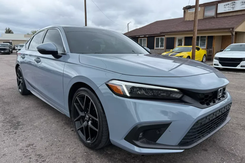 2022 Honda Civic Sport Touring photo 1