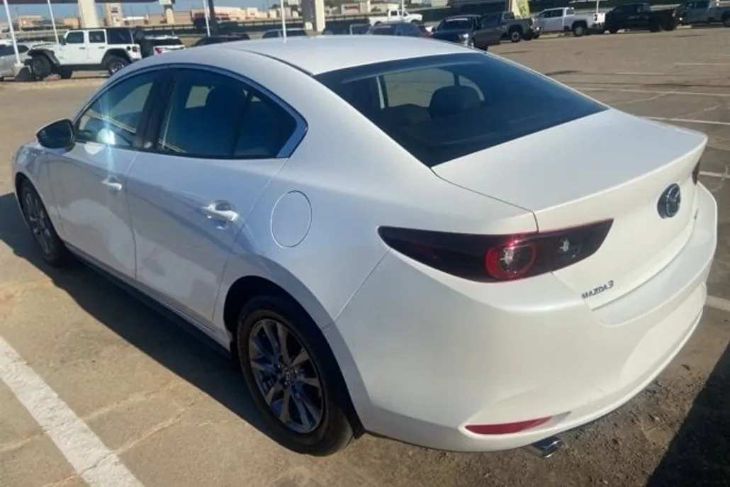 2025 Mazda Mazda3 2.5 s photo 1