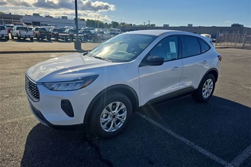 2026 Ford Escape Active Sport photo 1