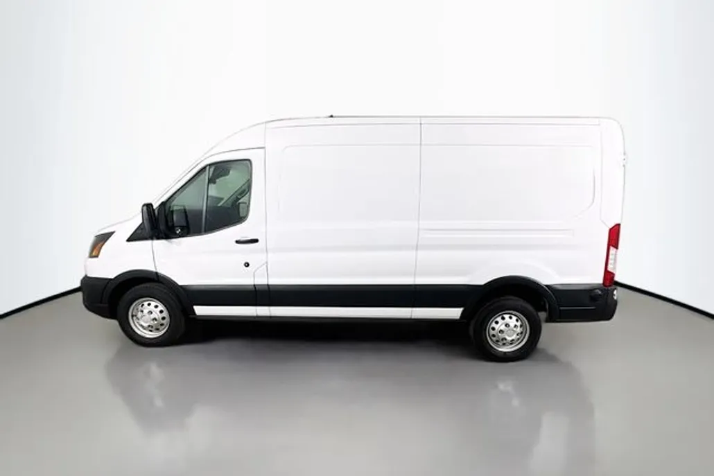 2025 Ford Transit photo 1