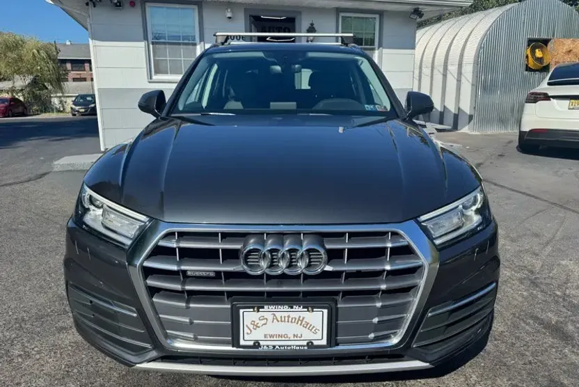 2019 Audi Q5 Premium 45 TFSI photo 1