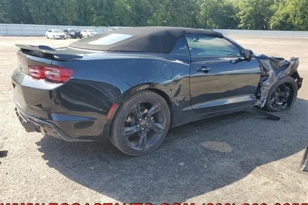 2023 Chevrolet Camaro LT1 photo 1