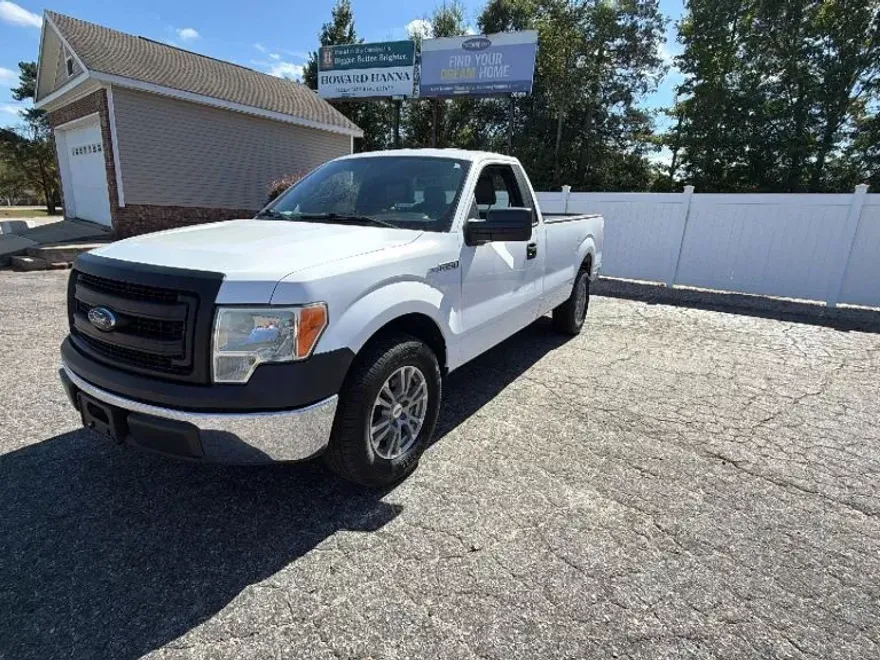2014 Ford F-150 photo 1
