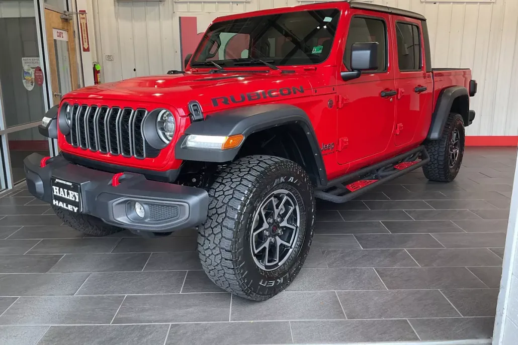 2024 Jeep Gladiator Rubicon photo 1