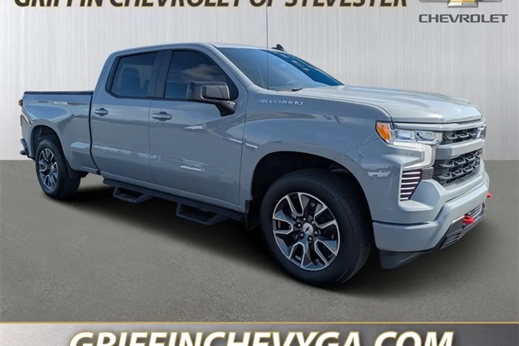 2024 Chevrolet Silverado 1500 RST photo 1