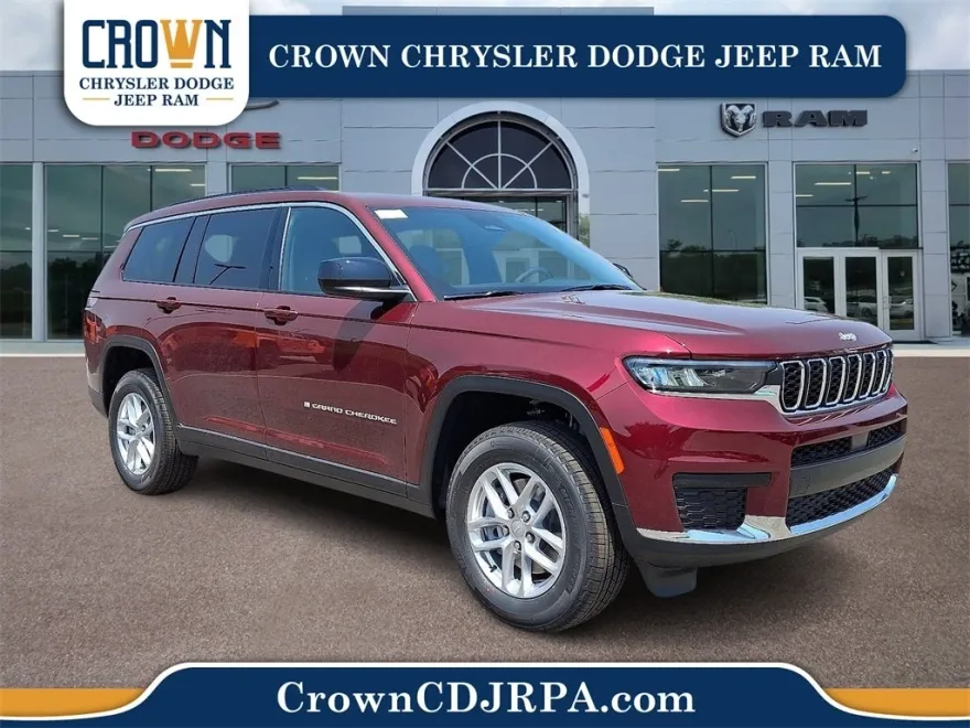 2025 Jeep Grand Cherokee Laredo photo 1