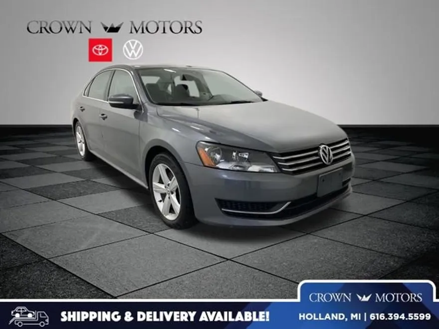 2013 Volkswagen Passat SE photo 1