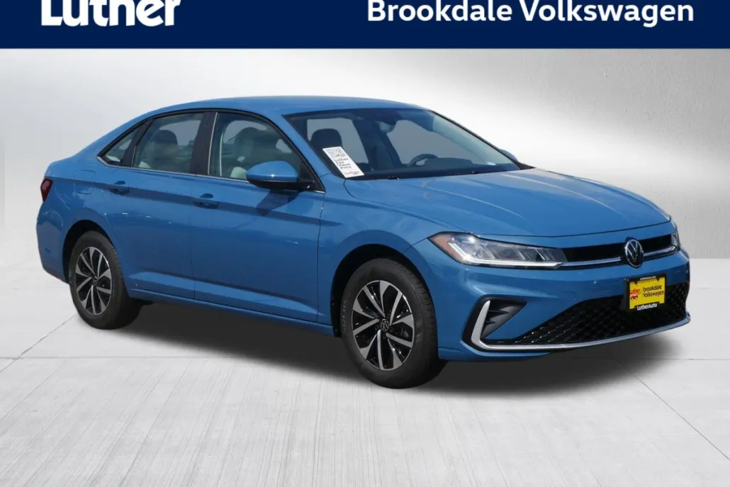 2025 Volkswagen Jetta S photo 1