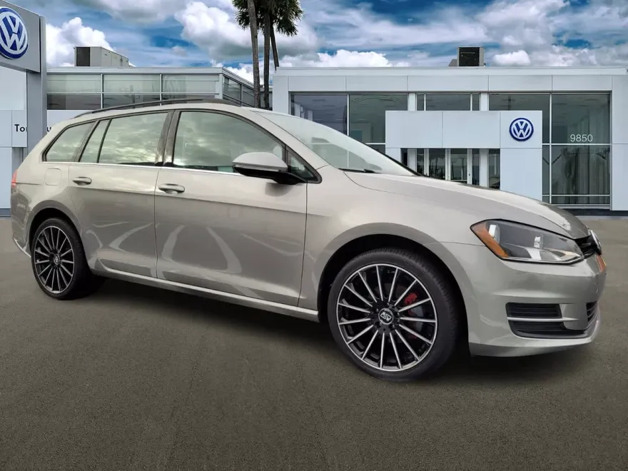 2016 Volkswagen Golf SportWagen TSI Limited photo 1
