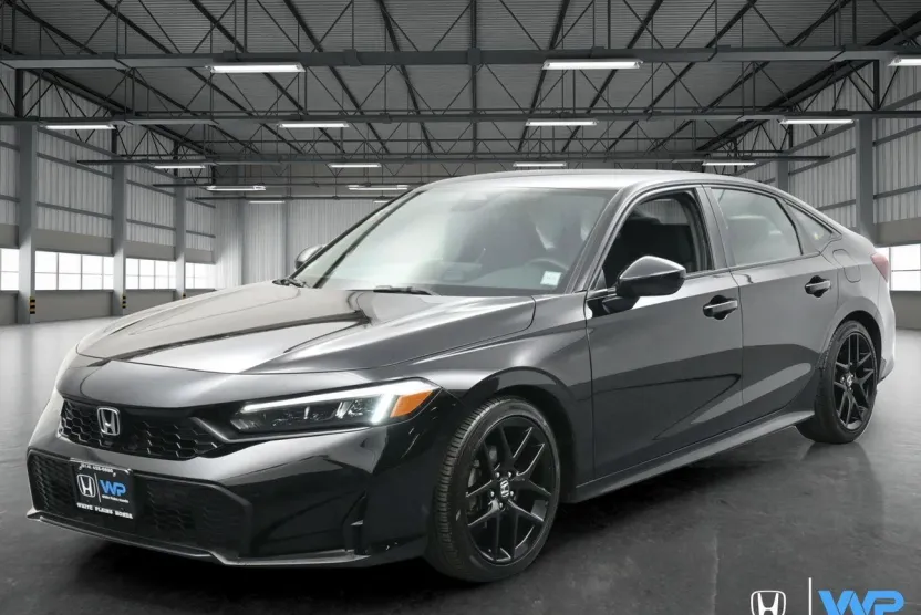 2025 Honda Civic Sport photo 1