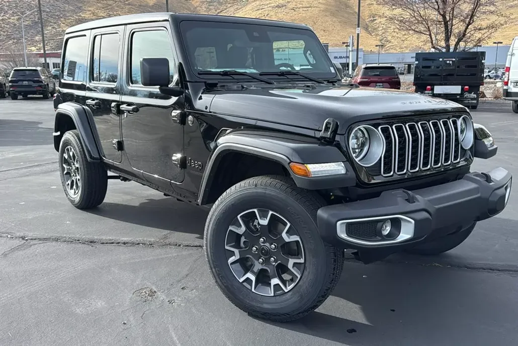 2025 Jeep Wrangler Sahara photo 1