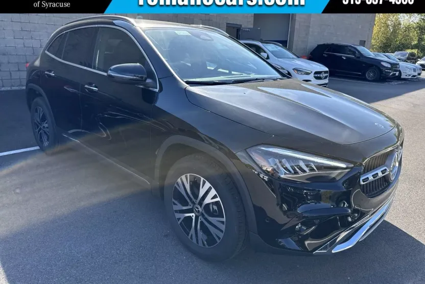 2025 Mercedes Benz GLA 250 4MATIC photo 1