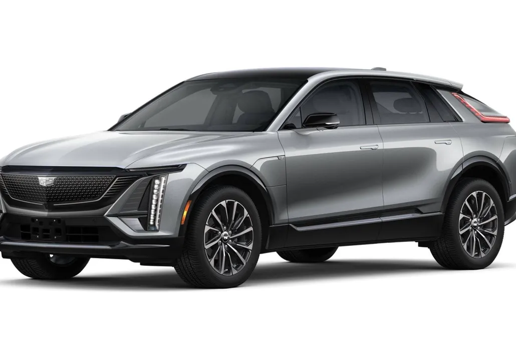 2026 Cadillac Lyriq Sport photo 1
