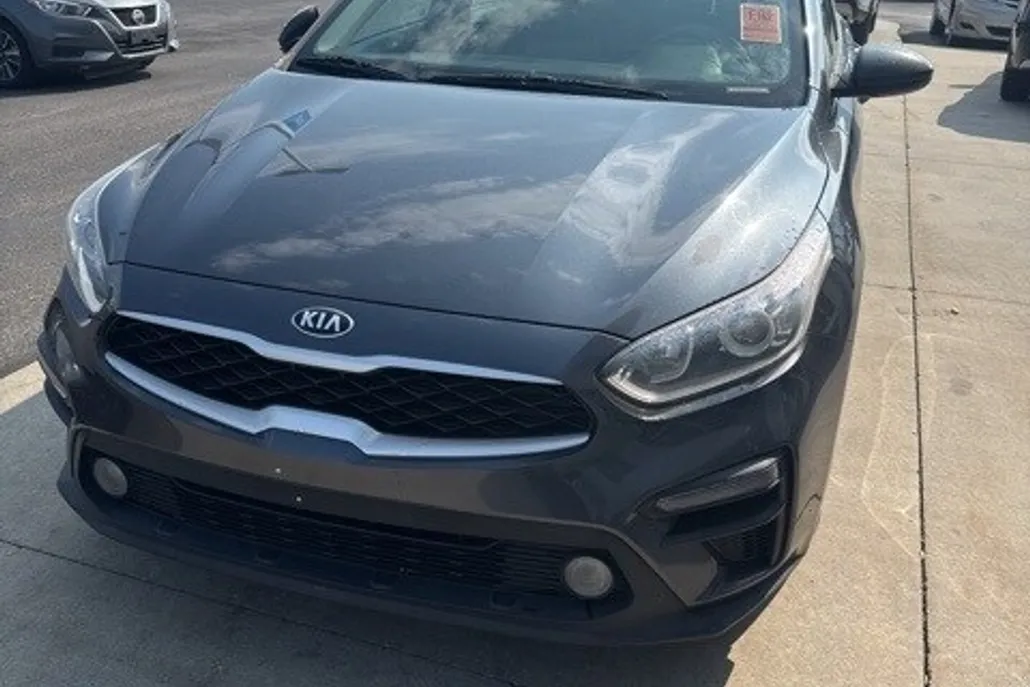 2020 Kia Forte FE photo 1