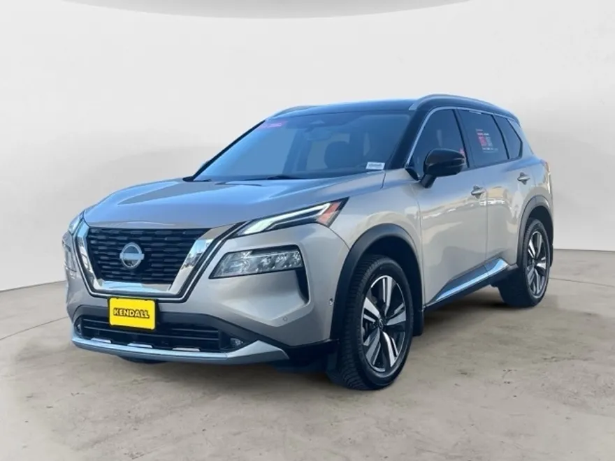 2022 Nissan Rogue Platinum photo 1