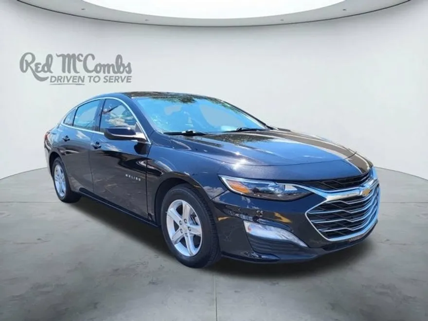 2024 Chevrolet Malibu 1LT photo 1