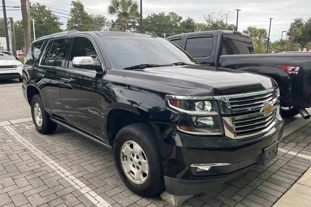 2016 Chevrolet Tahoe LTZ photo 1