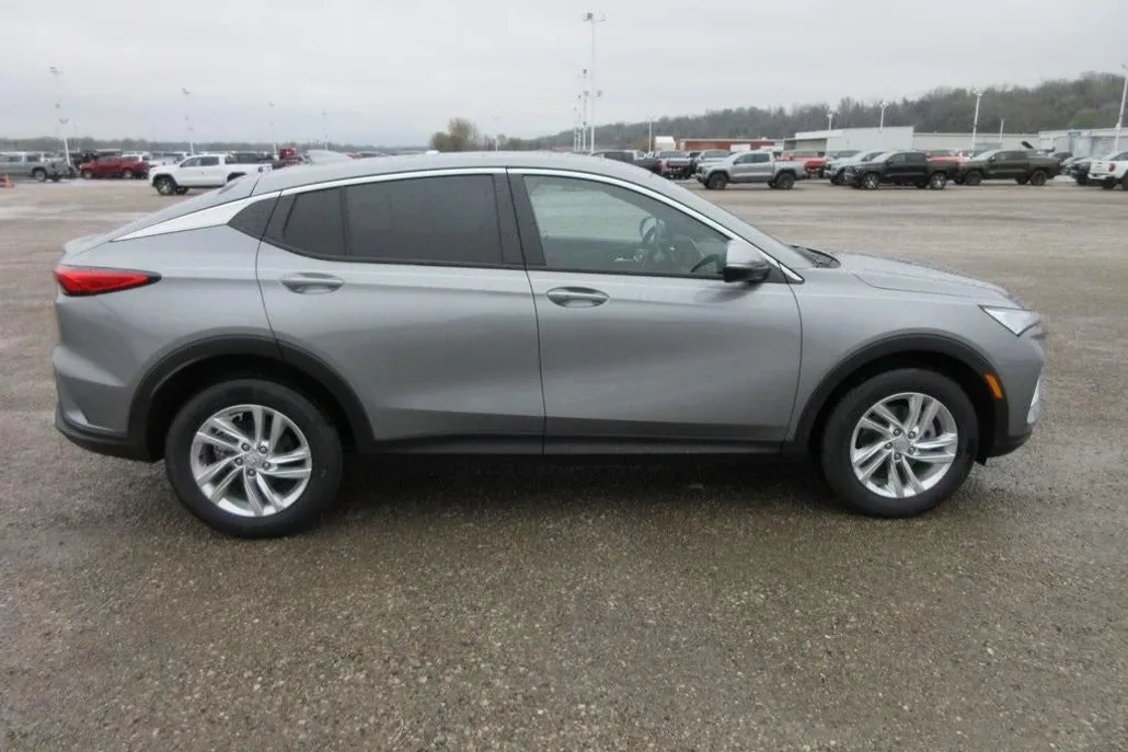 2025 Buick Envista Preferred photo 1