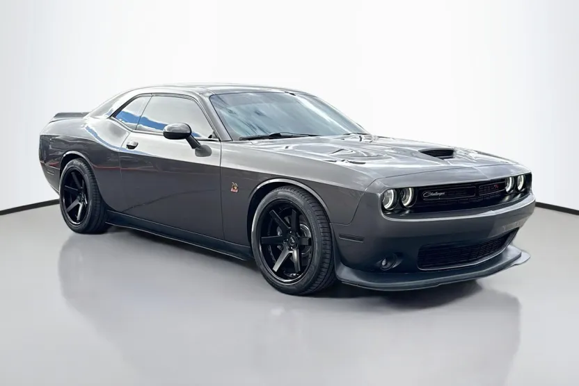 2020 Dodge Challenger R/T Scat Pack photo 1