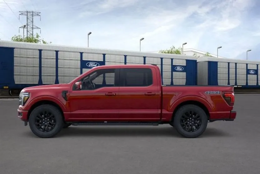 2025 Ford F-150 Lariat photo 1