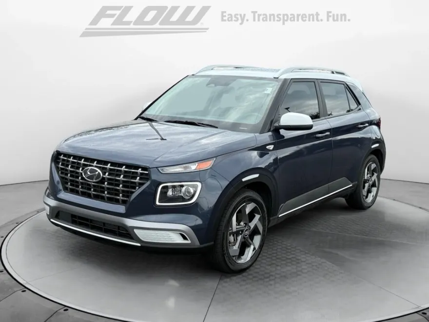 2024 Hyundai Venue Limited photo 1