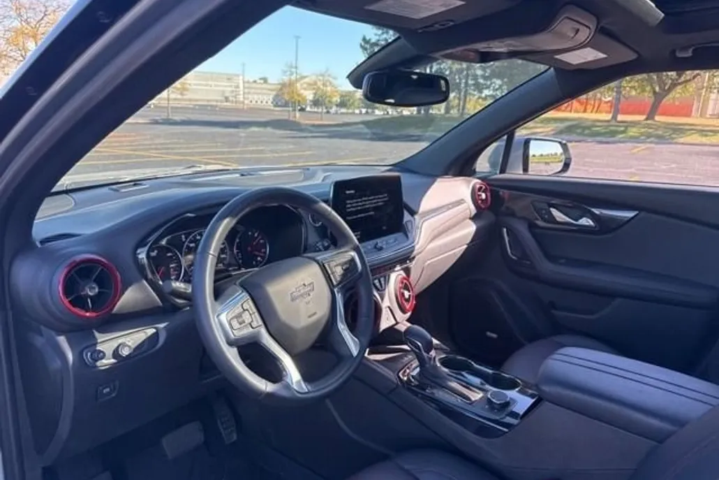 2023 Chevrolet Blazer RS photo 1