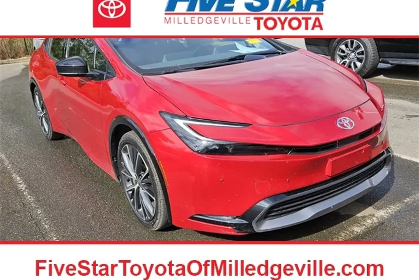 2024 Toyota Prius XLE photo 1
