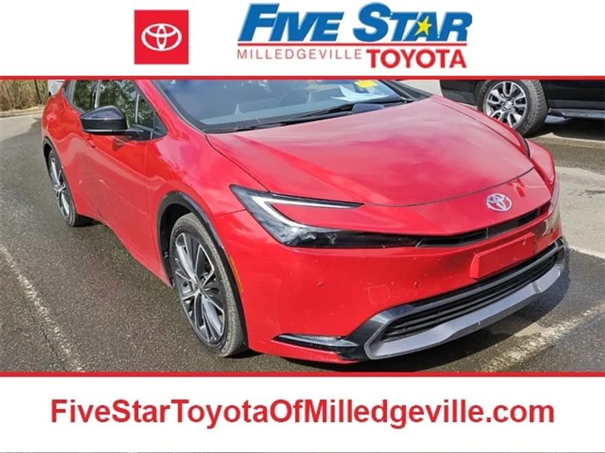 2024 Toyota Prius XLE photo 1