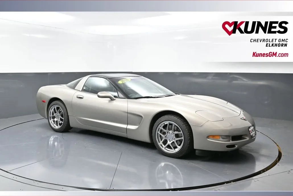 2000 Chevrolet Corvette Base photo 1