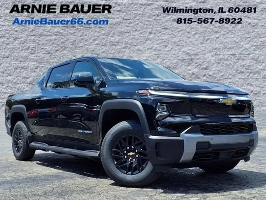 2026 Chevrolet Silverado EV LT photo 1