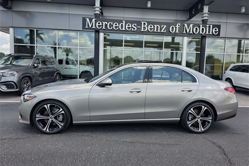 2024 Mercedes Benz C 300 4MATIC photo 1