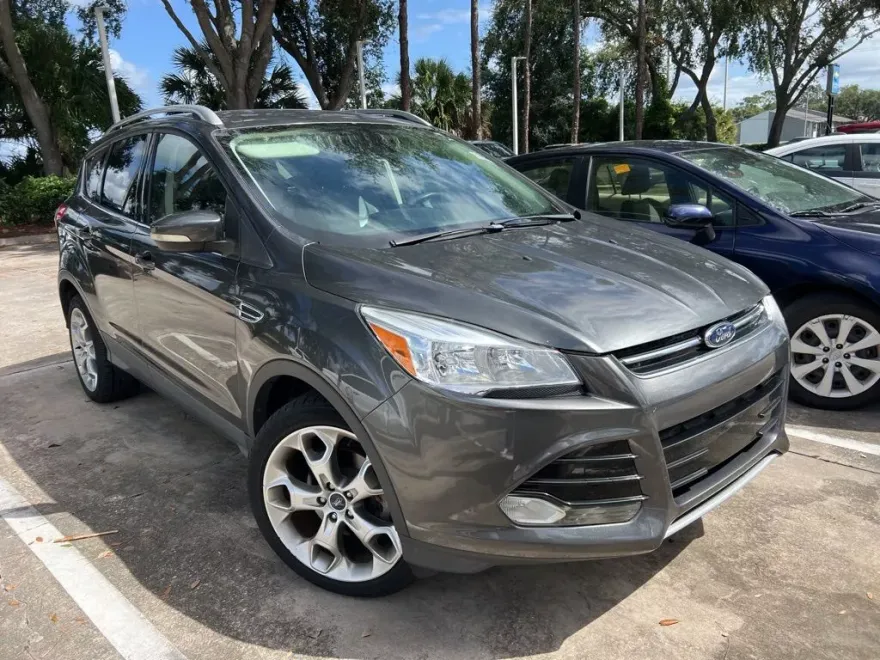 2016 Ford Escape Titanium photo 1