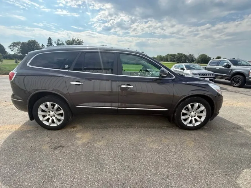 2017 Buick Enclave Premium photo 1