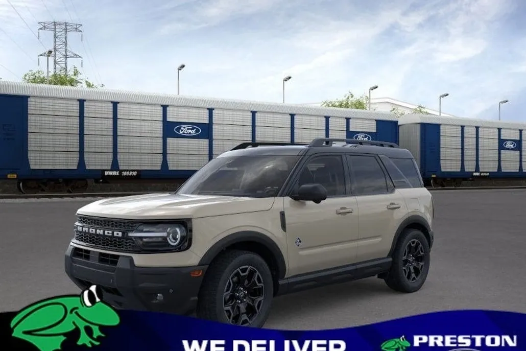 2025 Ford Bronco Sport Outer Banks photo 1