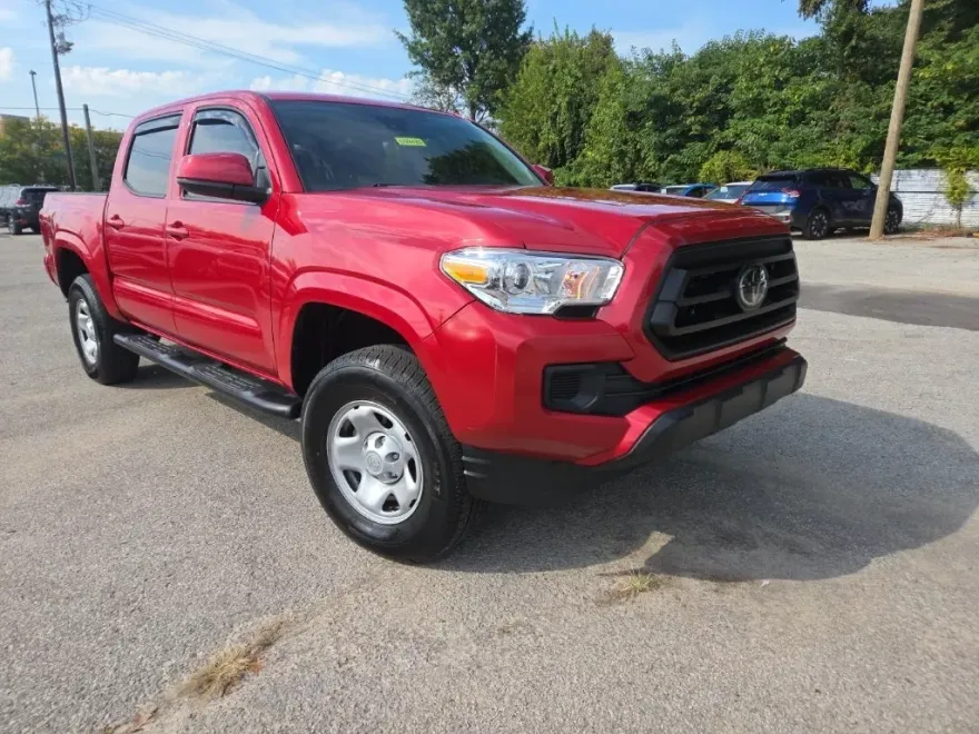 2022 Toyota Tacoma SR V6 photo 1