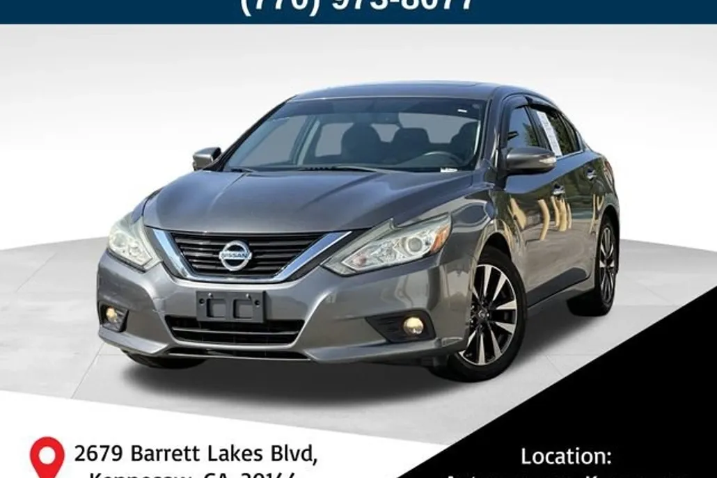 2017 Nissan Altima 2.5 SV photo 1