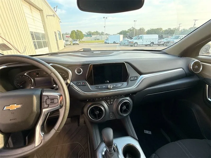 2022 Chevrolet Blazer 2LT photo 1