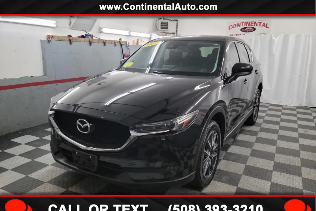 2017 Mazda CX-5 Grand Touring Select photo 1