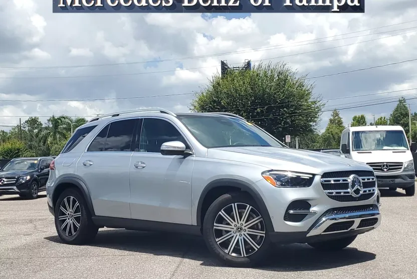 2025 Mercedes Benz GLE 350 4MATIC photo 1