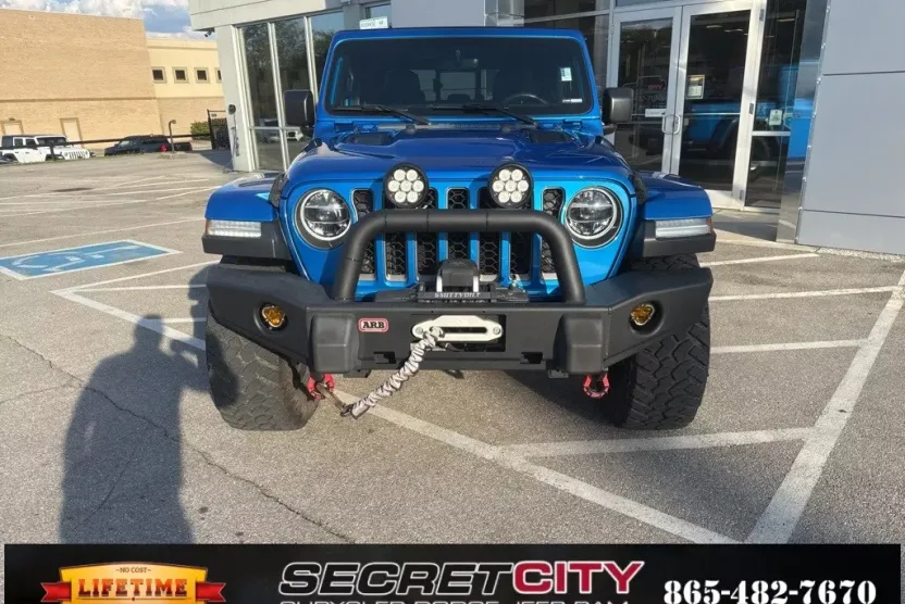 2020 Jeep Gladiator Rubicon photo 1