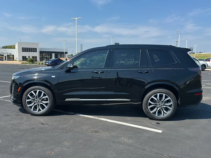 2021 Cadillac XT6 Sport photo 1