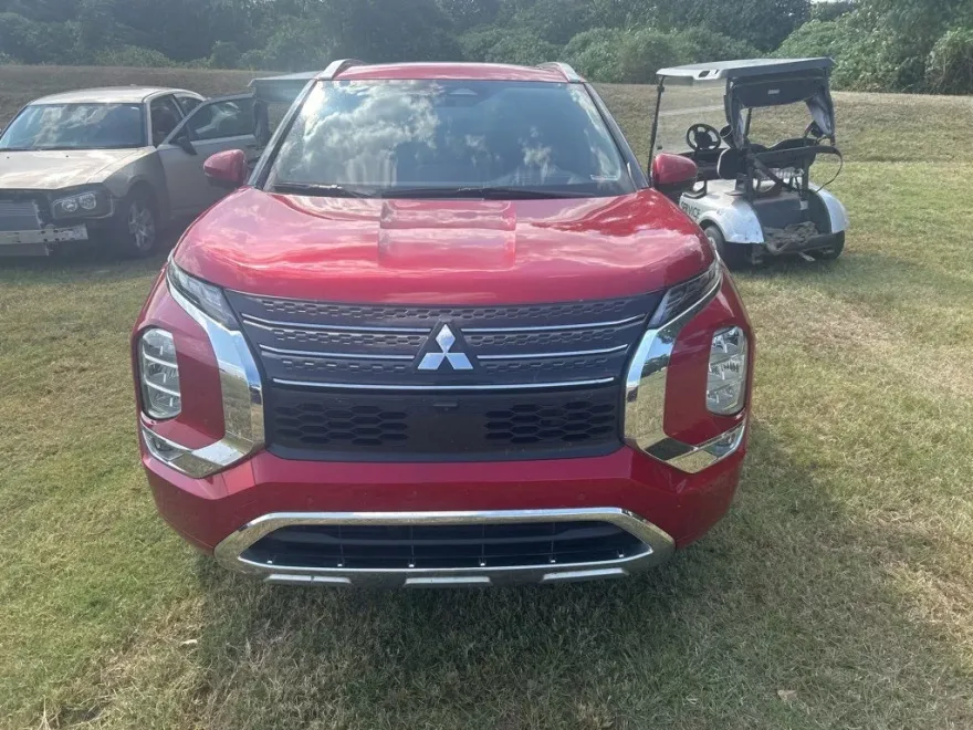 2022 Mitsubishi Outlander SEL 2.5 photo 1