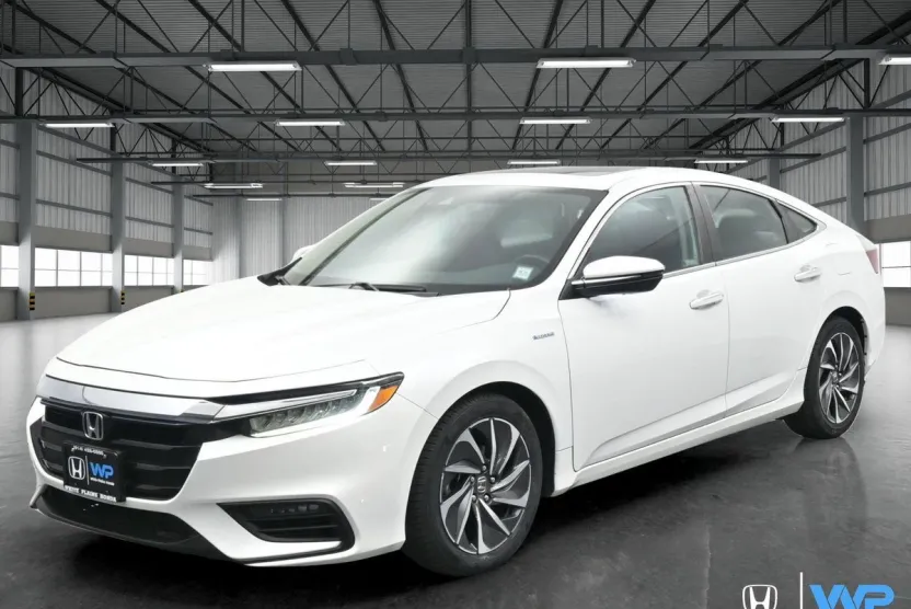 2021 Honda Insight Touring photo 1