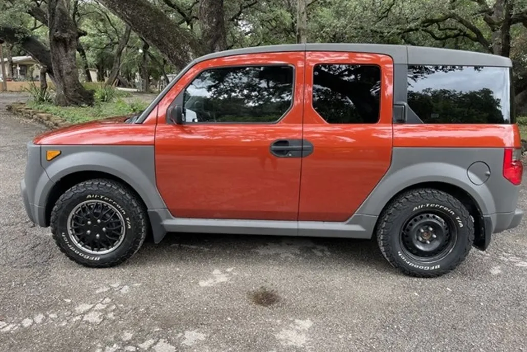 2005 Honda Element EX photo 1