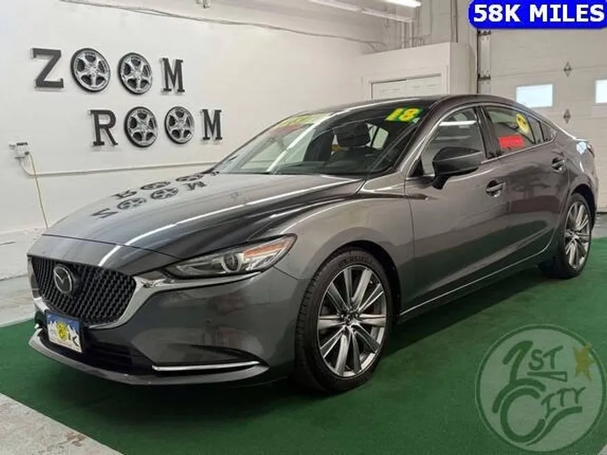2018 Mazda Mazda6 Signature photo 1