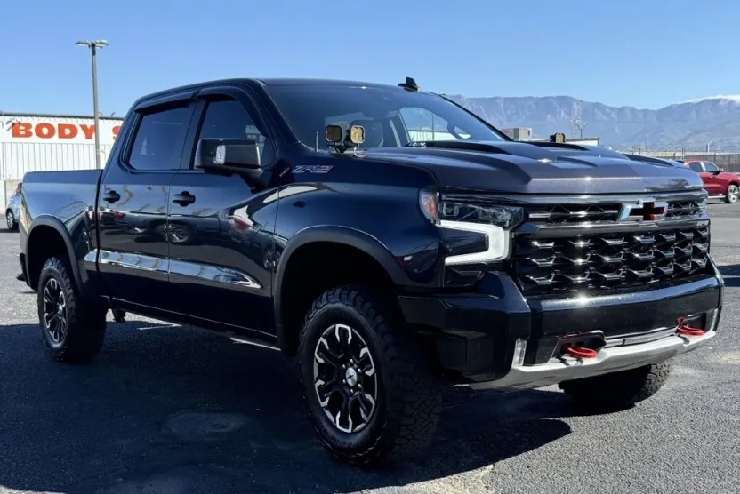 2023 Chevrolet Silverado 1500 ZR2 photo 1