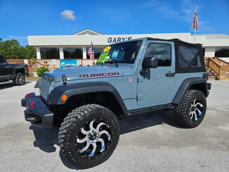 2014 Jeep Wrangler Rubicon photo 1